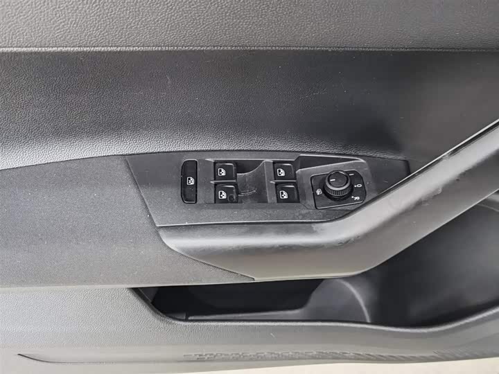 Volkswagen Polo 2023 2023款 改款 Plus 1.5L 自动纵情乐活版