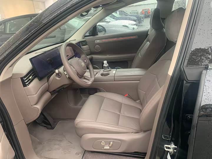 IM motors LS6 2026 2026款 增程 66 Max+