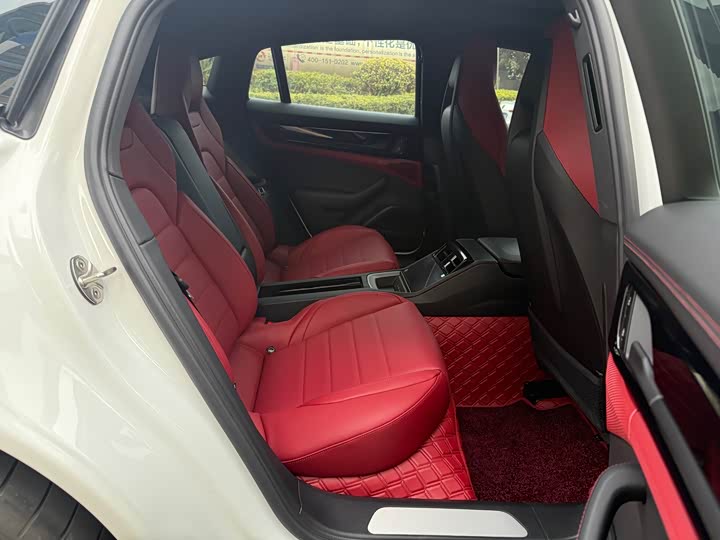 2026 Porsche Panamera