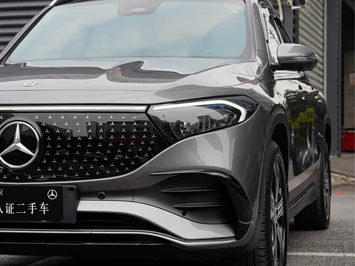 Mercedes-Benz EQB 2025 2025款 EQB 350 4MATIC