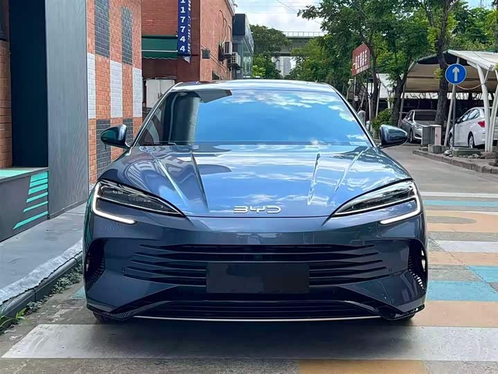 BYD Seal 07 DM-i Hybrid 2025 2025款 DM-i 1.5L 125km 尊贵型