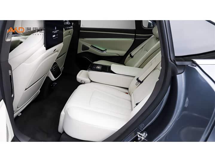 Denza Z9 2024 2024款 1100km 四驱Ultra版