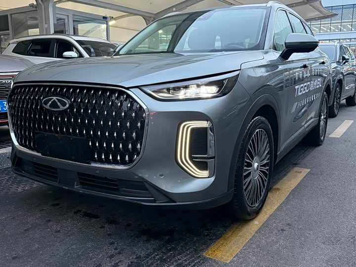 Chery Tiggo 8L 2024 2024款 2.0T 两驱尊贵版 5座