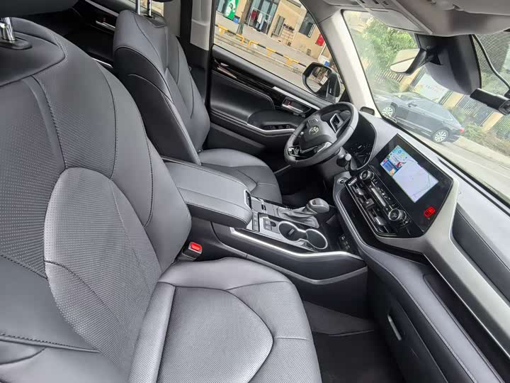 Toyota Highlander 2024 2024款 2.5L智能电混双擎四驱尊贵版 7座