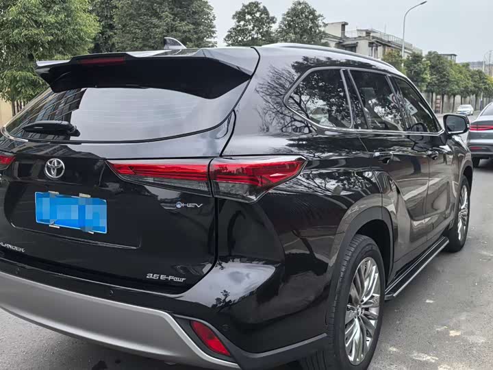 Toyota Highlander 2024 2024款 2.5L智能电混双擎四驱尊贵版 7座
