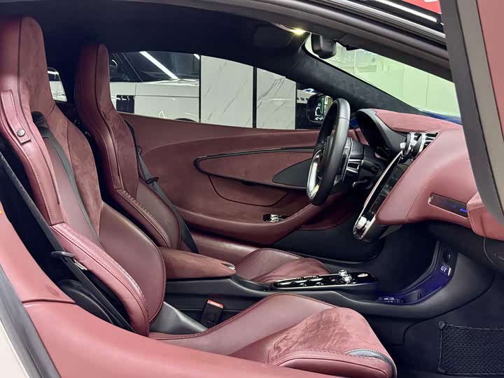 McLaren GT 2023 2023款 4.0T 标准型