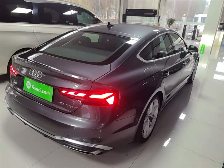 Audi A5 2024 2024款 Sportback 40 TFSI 时尚动感型