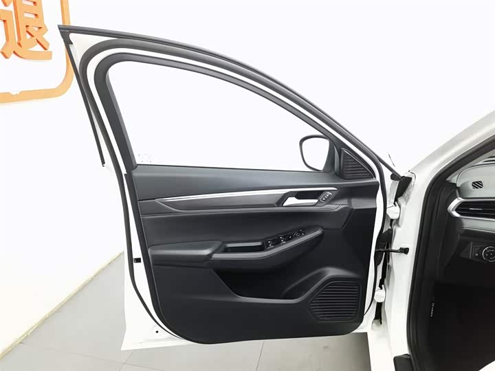 Ford Escort 2021 2021款 1.5L 自动钻石版