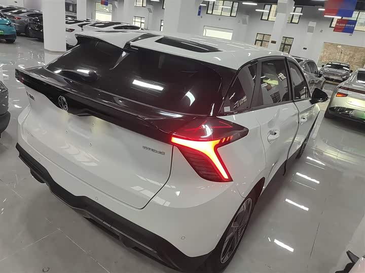 MG Motor 4 EV 2023 2023款 415km 出海冠军版
