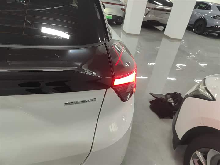 MG Motor 4 EV 2023 2023款 415km 出海冠军版