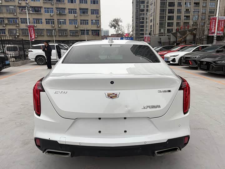 Cadillac CT4 2023 2023款 28T 尊贵型