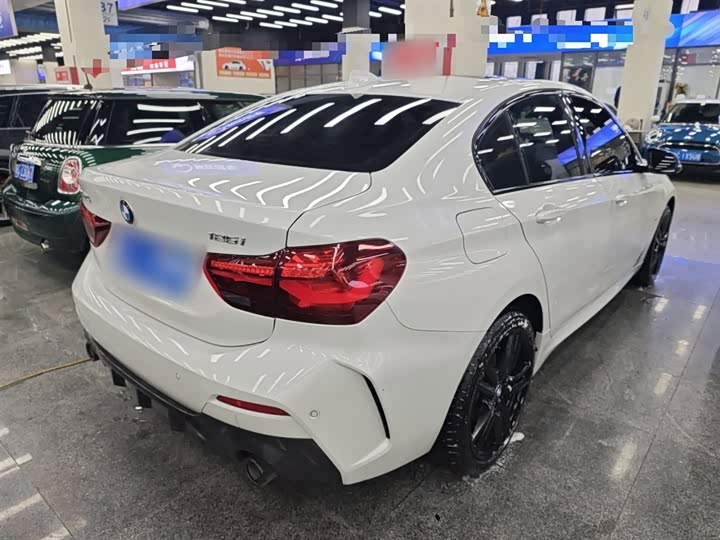BMW 1 Series 2023 2023款 125i M运动曜夜版