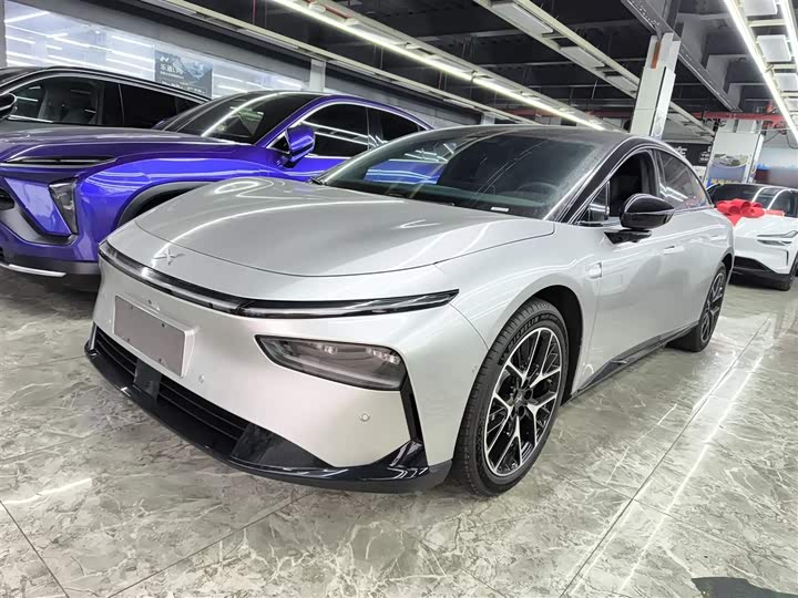 2025 XPeng F57