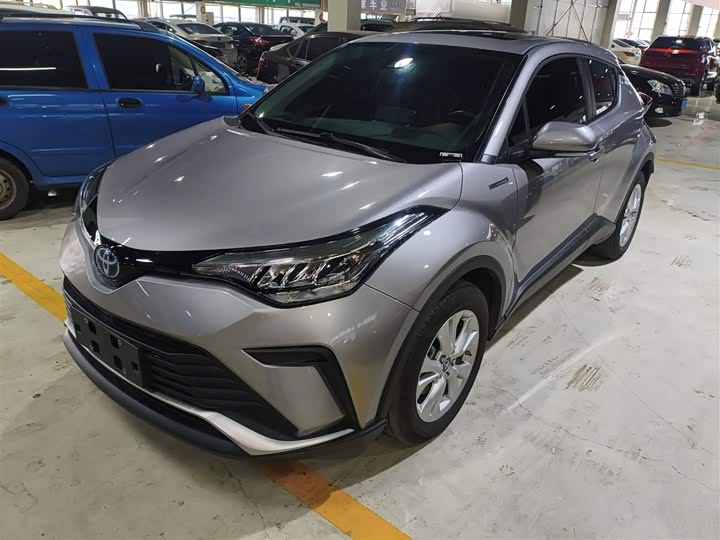 Toyota Izoa 2021 2021款 双擎 2.0L 奕享版