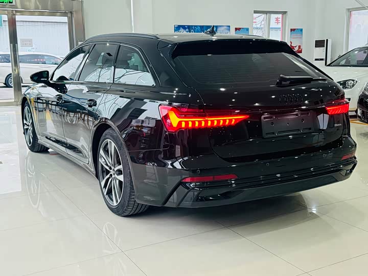 Audi A6 2024 2024款 Avant 先锋派 45 TFSI 臻选动感型
