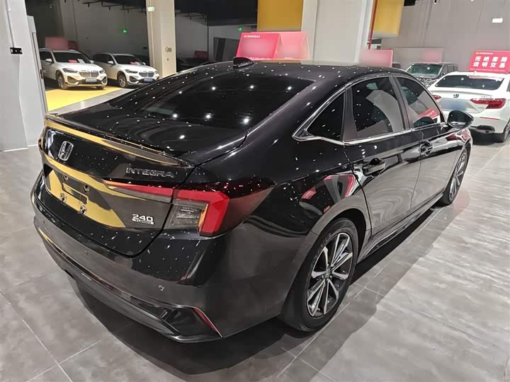 Honda Integra 2023 2023款 240TURBO CVT领先版