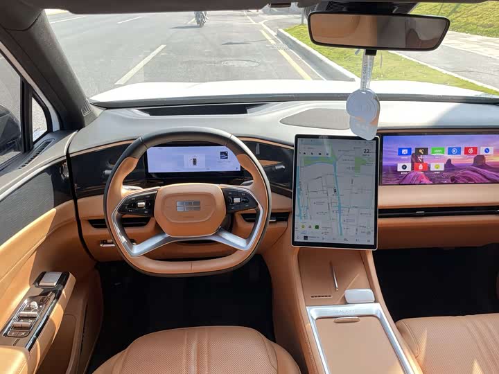 Geely Galaxy L7 2025 2025款 EM-i 115km 探索+版