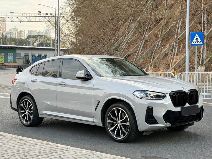 BMW X4 2022 2022款 xDrive 30i M运动套装