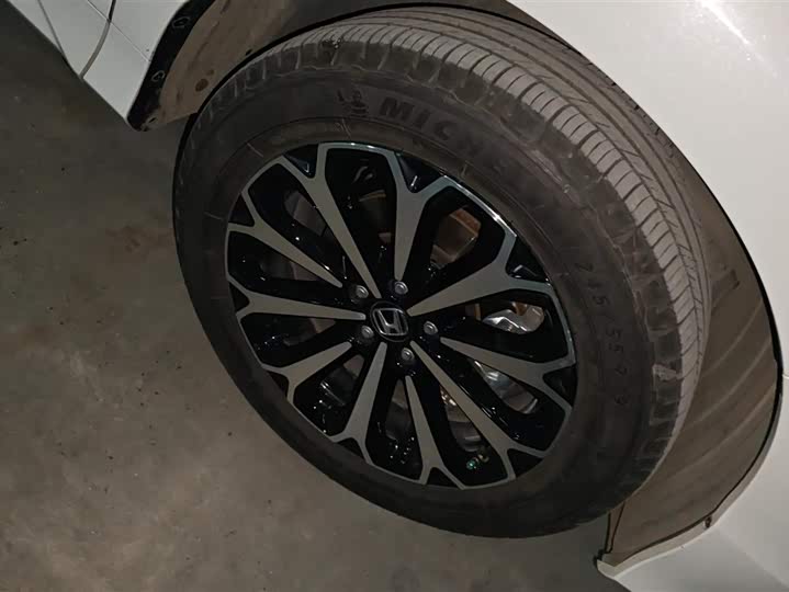 Honda UR-V 2024 2024款 370TURBO 四驱尊享版