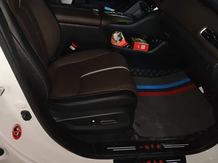 Honda UR-V 2024 2024款 370TURBO 四驱尊享版