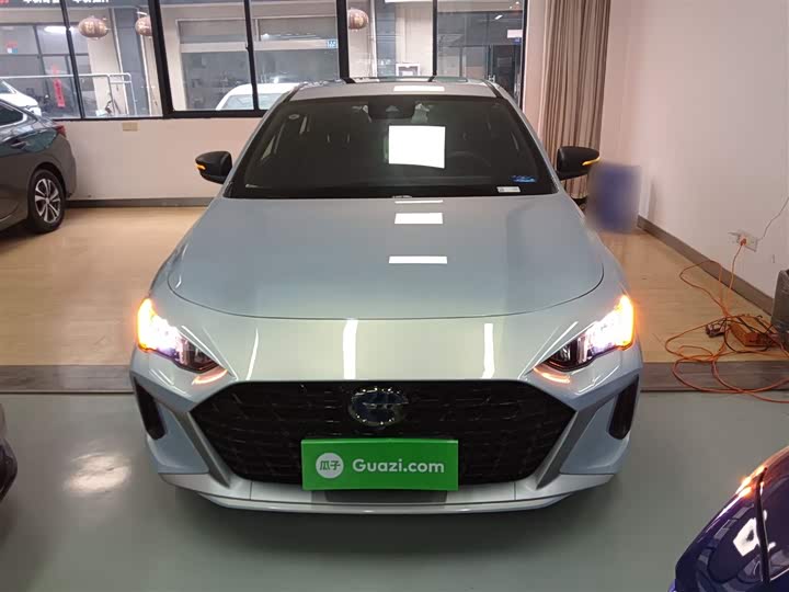 GAC Trumpchi Empow R 2023 2023款 影豹H 高能混动版