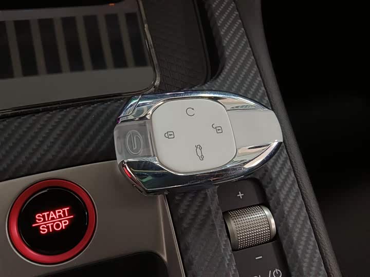 GAC Trumpchi Empow R 2023 2023款 影豹H 高能混动版