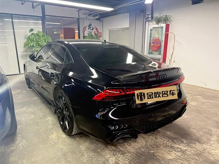 Audi A7L 2024 2024款 45 TFSI quattro 黑武士版