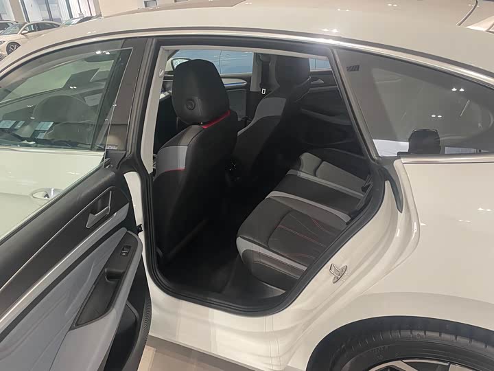 Volkswagen Lamando L 2025 2025款 凌渡L 280TSI DSG酷辣版