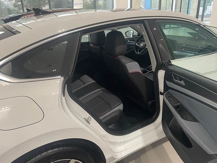 Volkswagen Lamando L 2025 2025款 凌渡L 280TSI DSG酷辣版