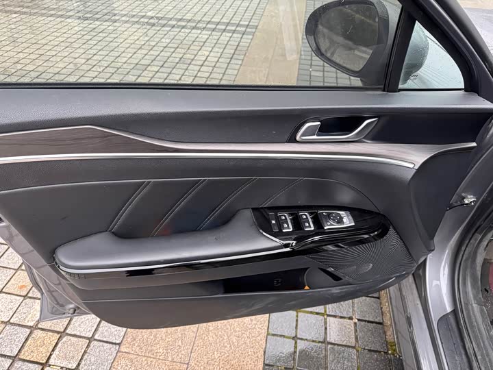 Kia K5 2021 2021款 380T GT-Line 焕新版