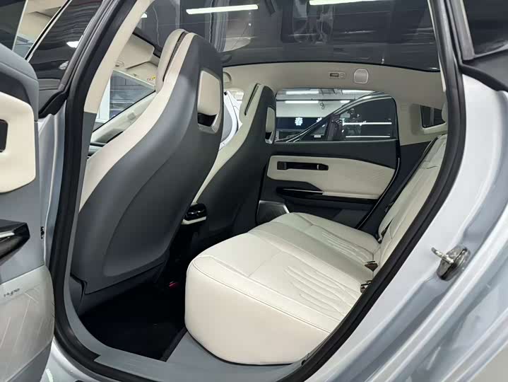 GAC Hyptec GT 2023 2023款 560后驱七翼版