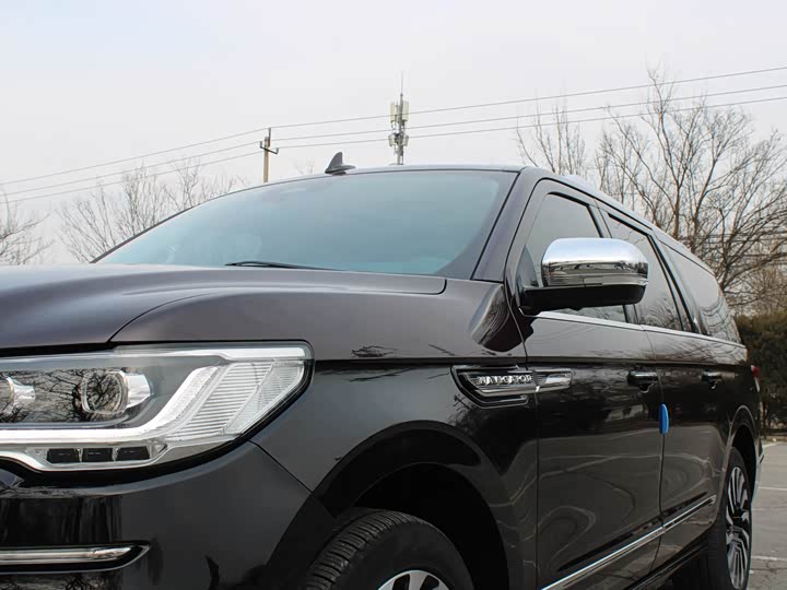 Lincoln Navigator One 2022 2022款 3.5T 领航员壹号