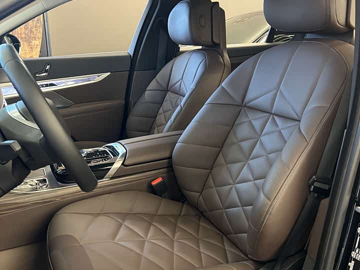 BMW i7 2023 2023款 eDrive50L 领先豪华套装