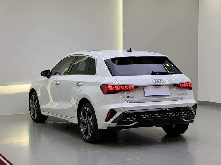 Audi A3 2025 2025款 Sportback 35TFSI 飞驰尊享型