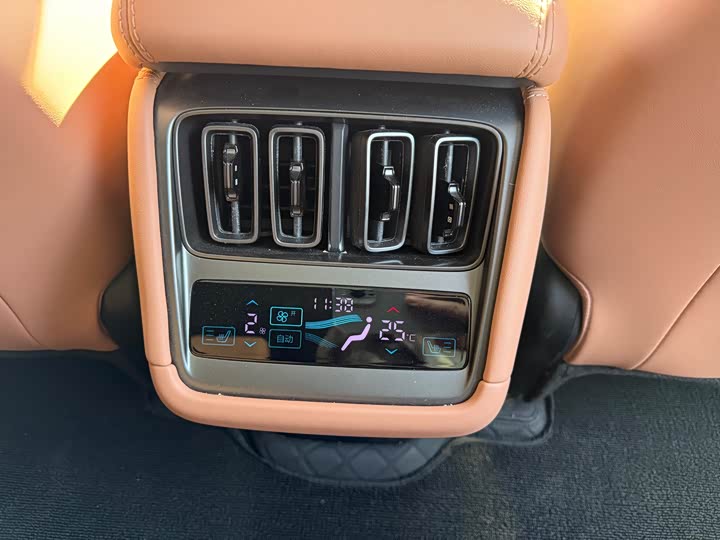 BYD Song L 2025 2025款 智驾版 550km 卓越型