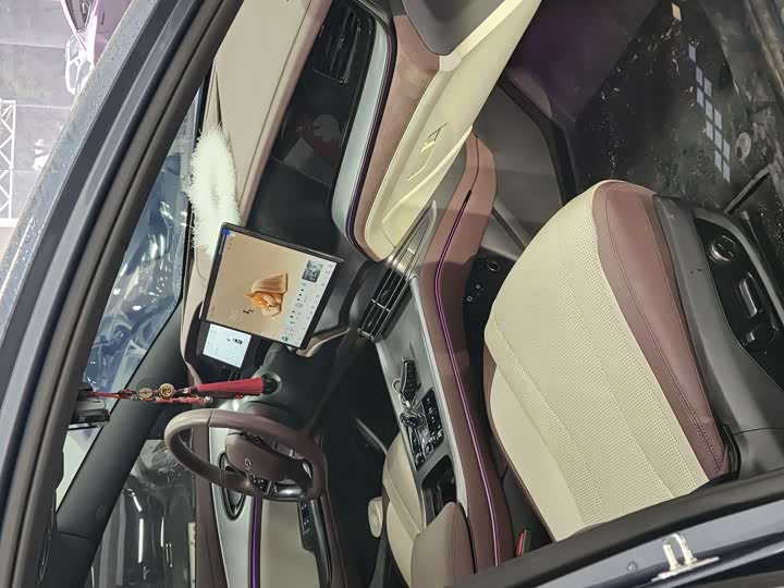 BYD Seal 07 DM-i Hybrid 2025 2025款 DM-i 1.5L 125km 尊贵型