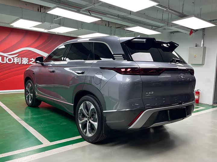 BYD Frigate 07 2024 2024款 荣耀版 DM-i 100KM 豪华型