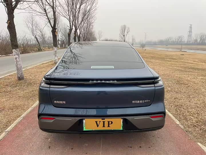 Geely Galaxy Starshine 8 EM-i 2025 2025款 130km EM-i 尊贵版