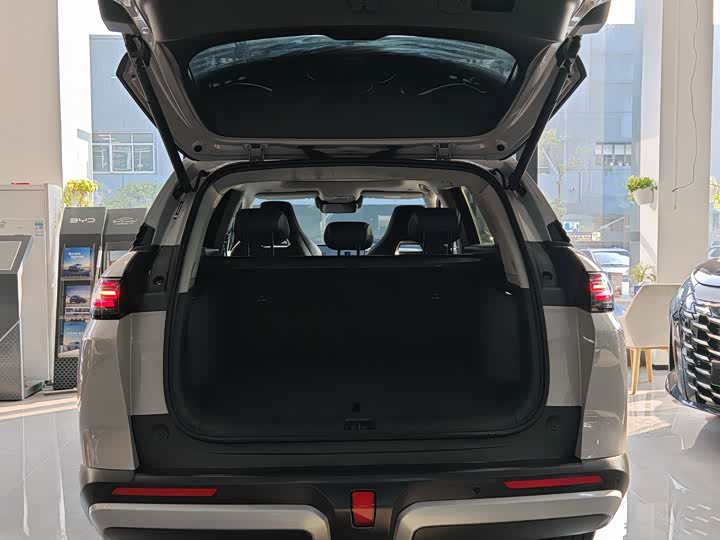 BYD Sea Lion 07 DM-i Hybrid 2025 2025款 150 领航版