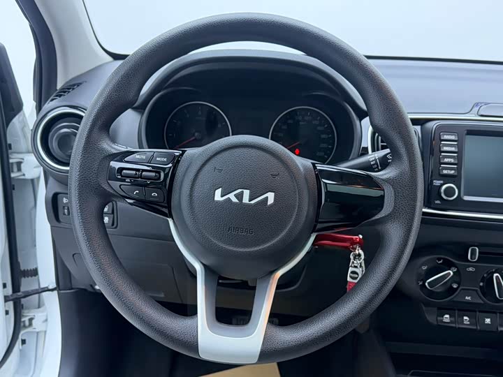 Kia Pegas 2020 2020款 改款 1.4L 自动精英互联版