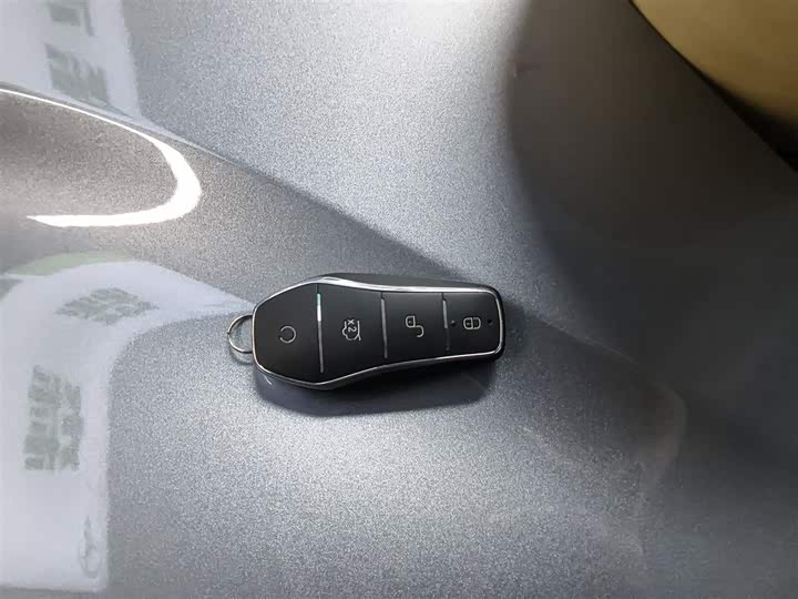 BYD Song L 2025 2025款 智驾版 662km 激光雷达卓越型