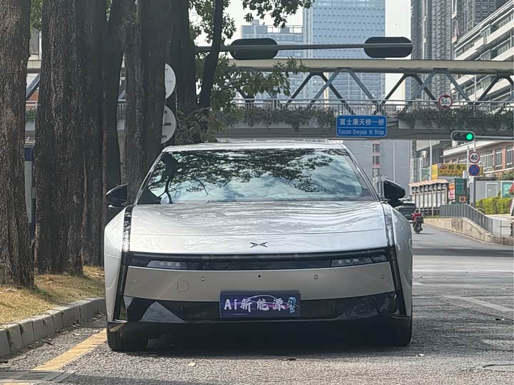XPeng P7 2025 2025款 820 超长续航 Ultra