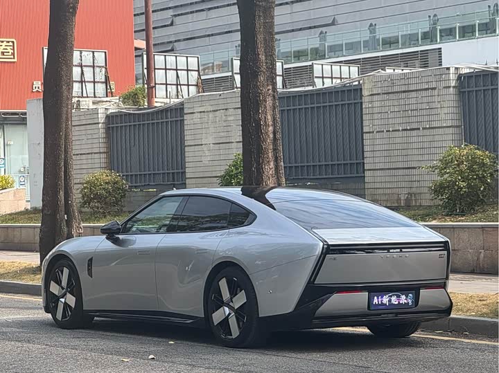 XPeng P7 2025 2025款 820 超长续航 Ultra