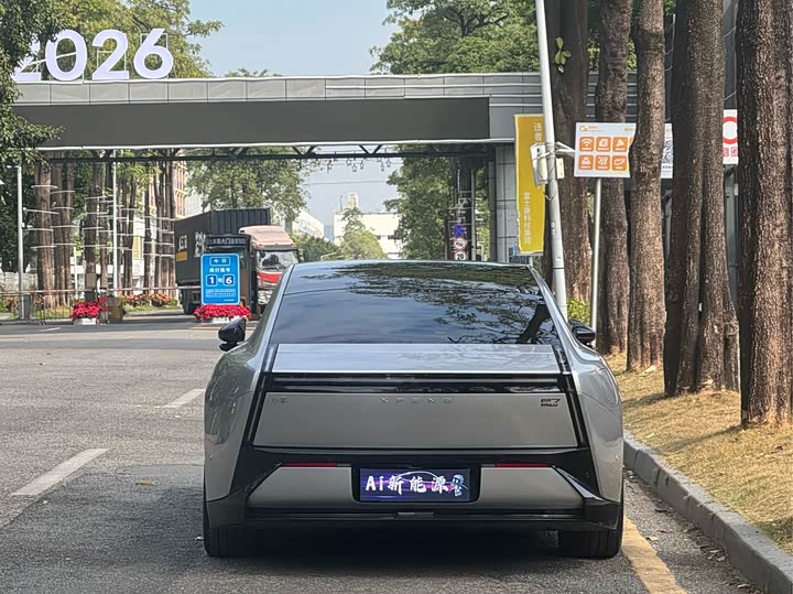 XPeng P7 2025 2025款 820 超长续航 Ultra