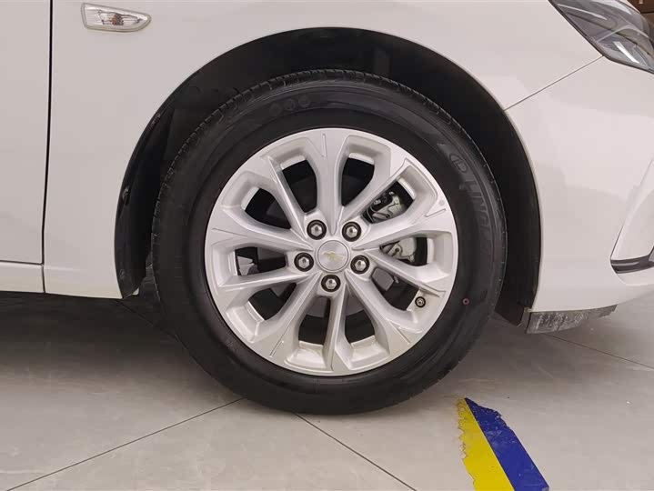 Chevrolet Monza 2024 2024款 1.5L 双离合悦享版