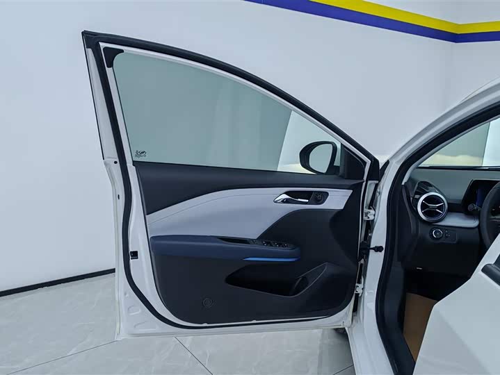 Chevrolet Monza 2024 2024款 1.5L 双离合悦享版