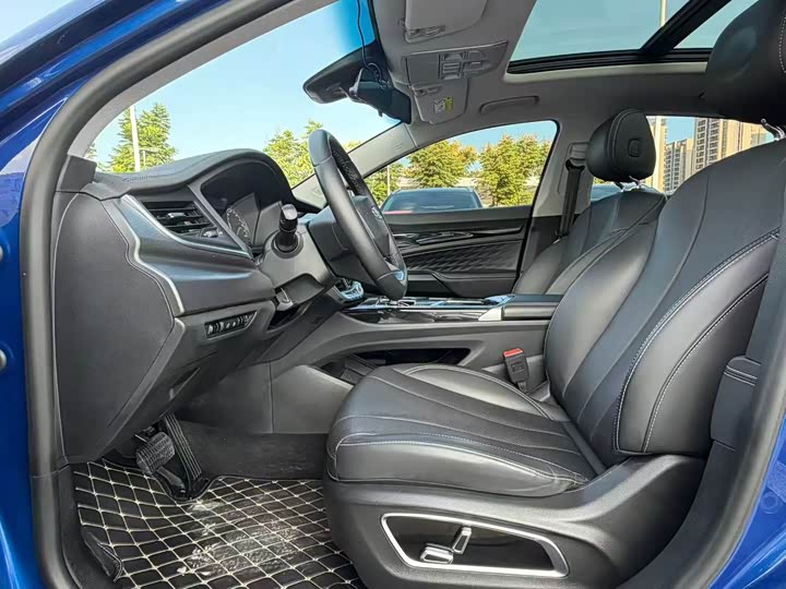 Geely Emgrand GT 2021 2021款 1.8T 领航版