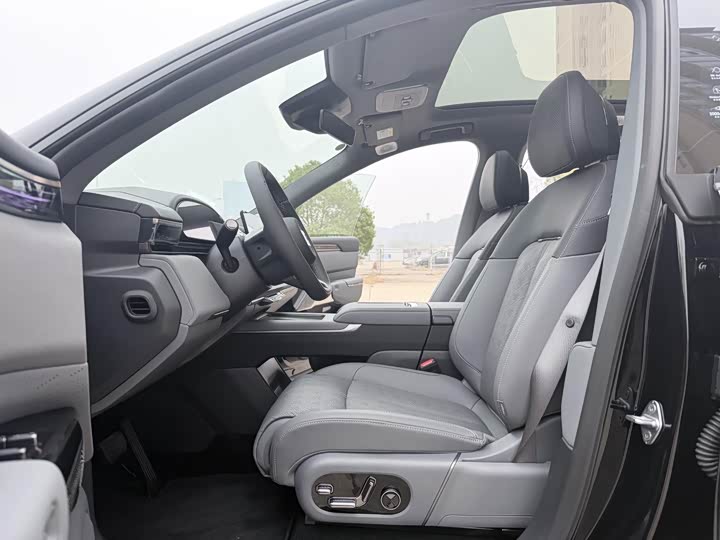 Zeekr 7X 2025 2025款 100kWh 长续航后驱智驾版