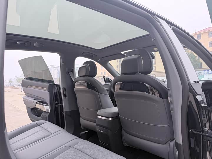 Zeekr 7X 2025 2025款 100kWh 长续航后驱智驾版