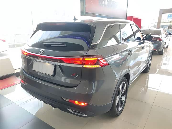 Changan X7 Plus 2024 2024款 1.5T 自动尊耀型 7座